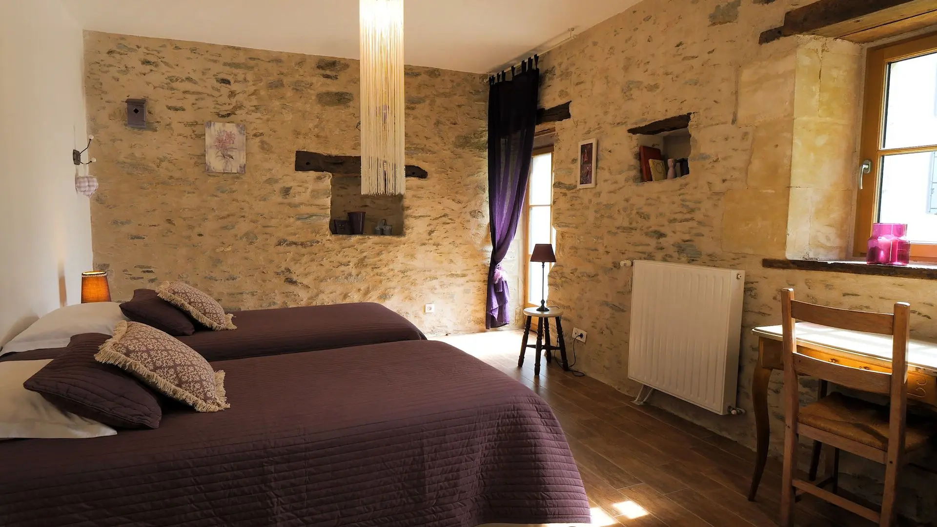 Chambre 3 du gîte Alexandrin, lits modulables en 90 x 200 ou 180 x 200